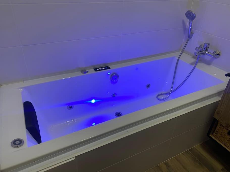 La Okiya De Tati Apartman Zamora Kültér fotó